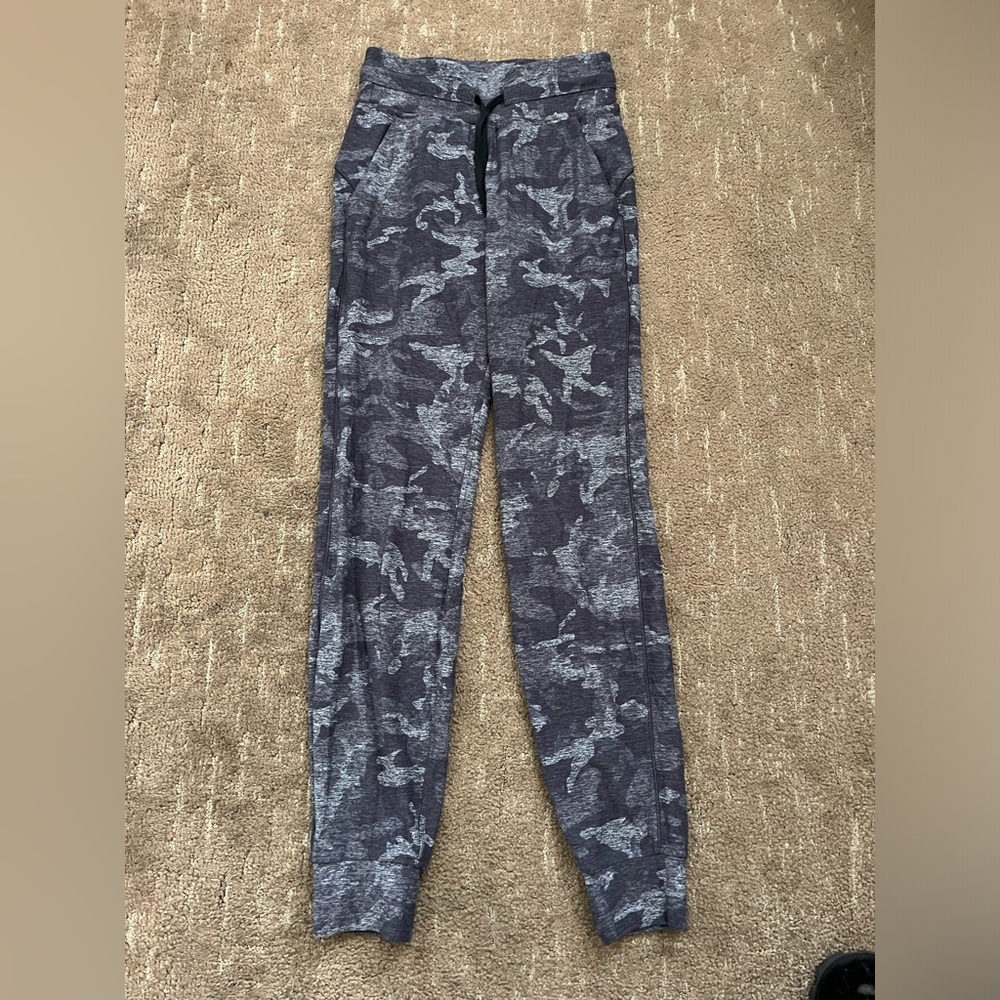 camo joggers